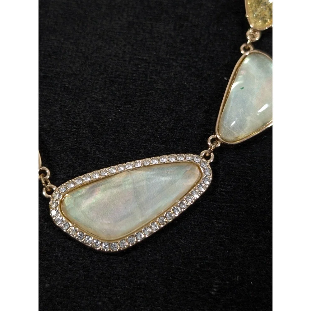 Boho Yellow Gold Tone Cabochon Beige Champagne Statement‎ Crystal Necklace 21 in
